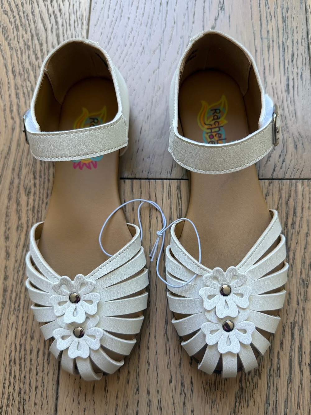 Girls NEW White Sandals with Ankle Straps & Flower Details Size 3